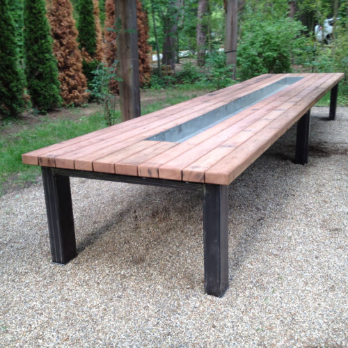 Outdoor Table in Redwood with Powder Coated Steel Base and Center Galvanized Trough