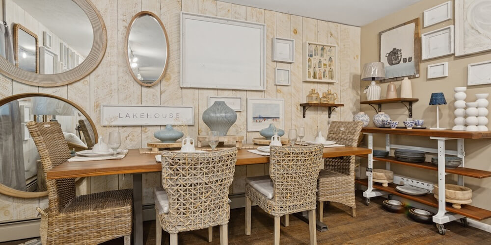 Hearthwoods showroom dining table and decor