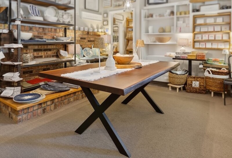 showroom dining table, tabletop accessories, and decor